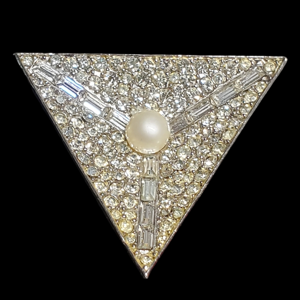 Vintage PELL Art Deco Triangle Brooch Pearl